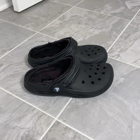 Black Fluffy Crocs - Picture 2 of 2